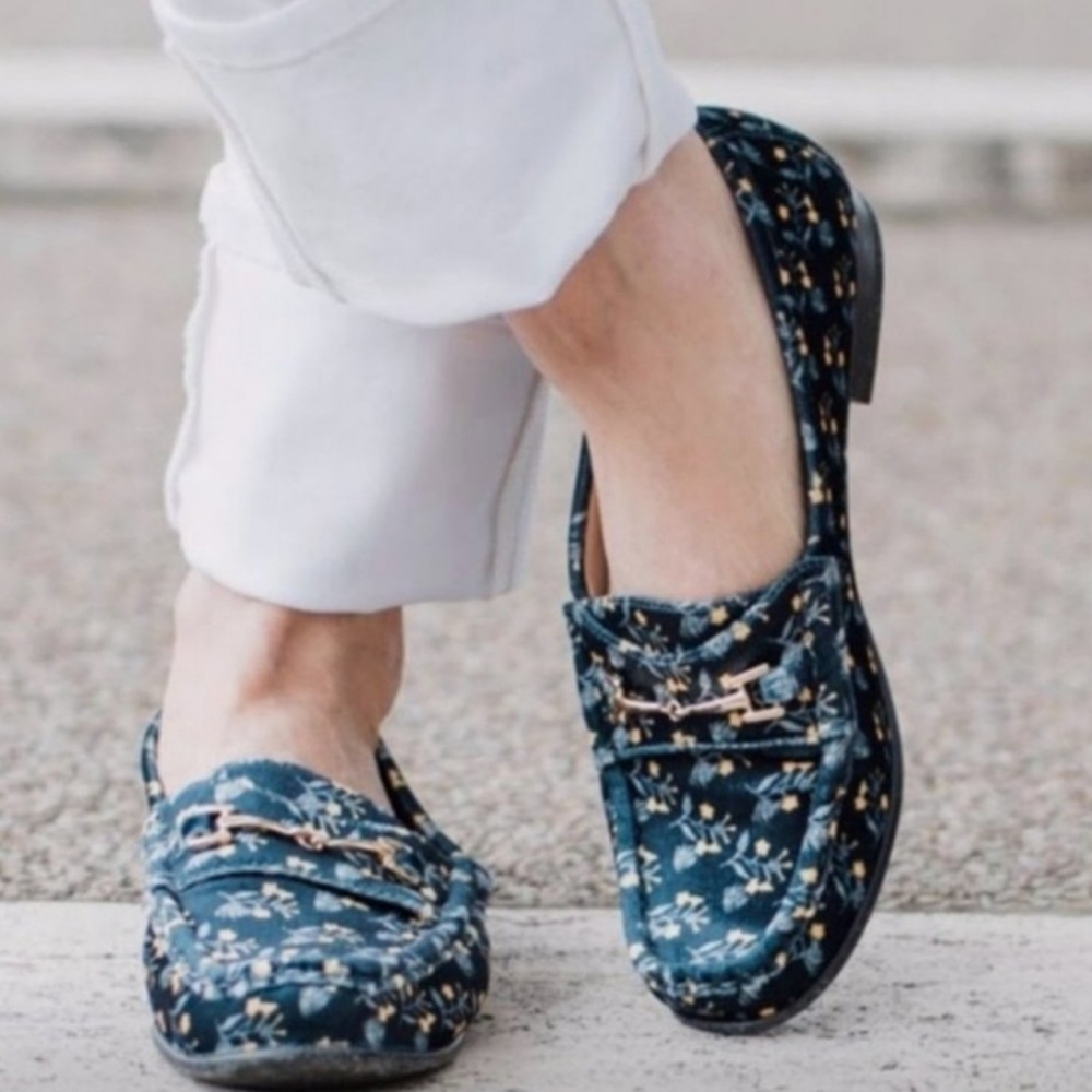 CABI Carnbay Floral Flat Velvet Shoes